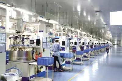 藍思科技加碼3D玻璃，目標年收入增長60億，趨勢資產管理助力